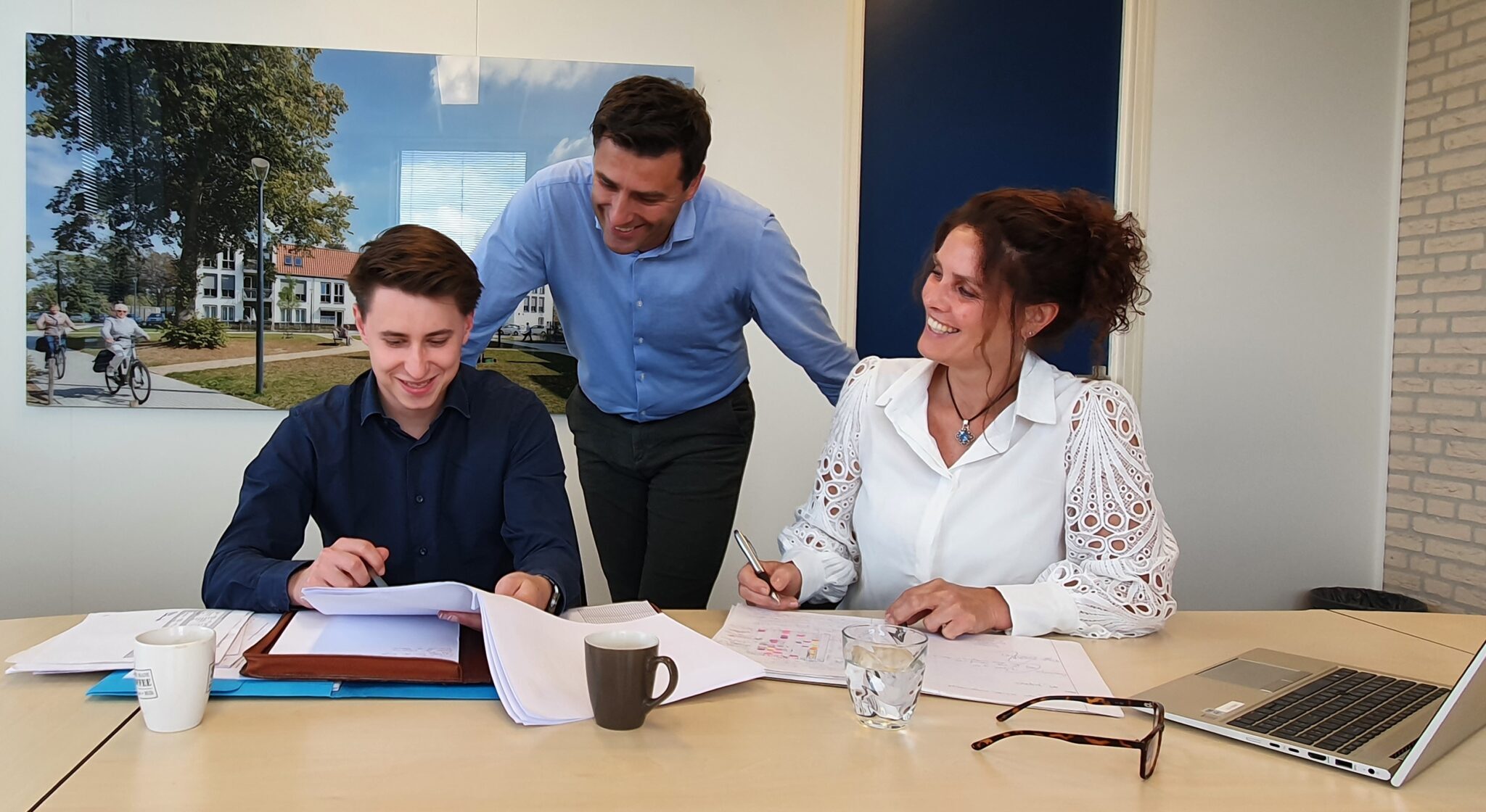 Angela coordinator servicedesk teamoverleg 2048x1120