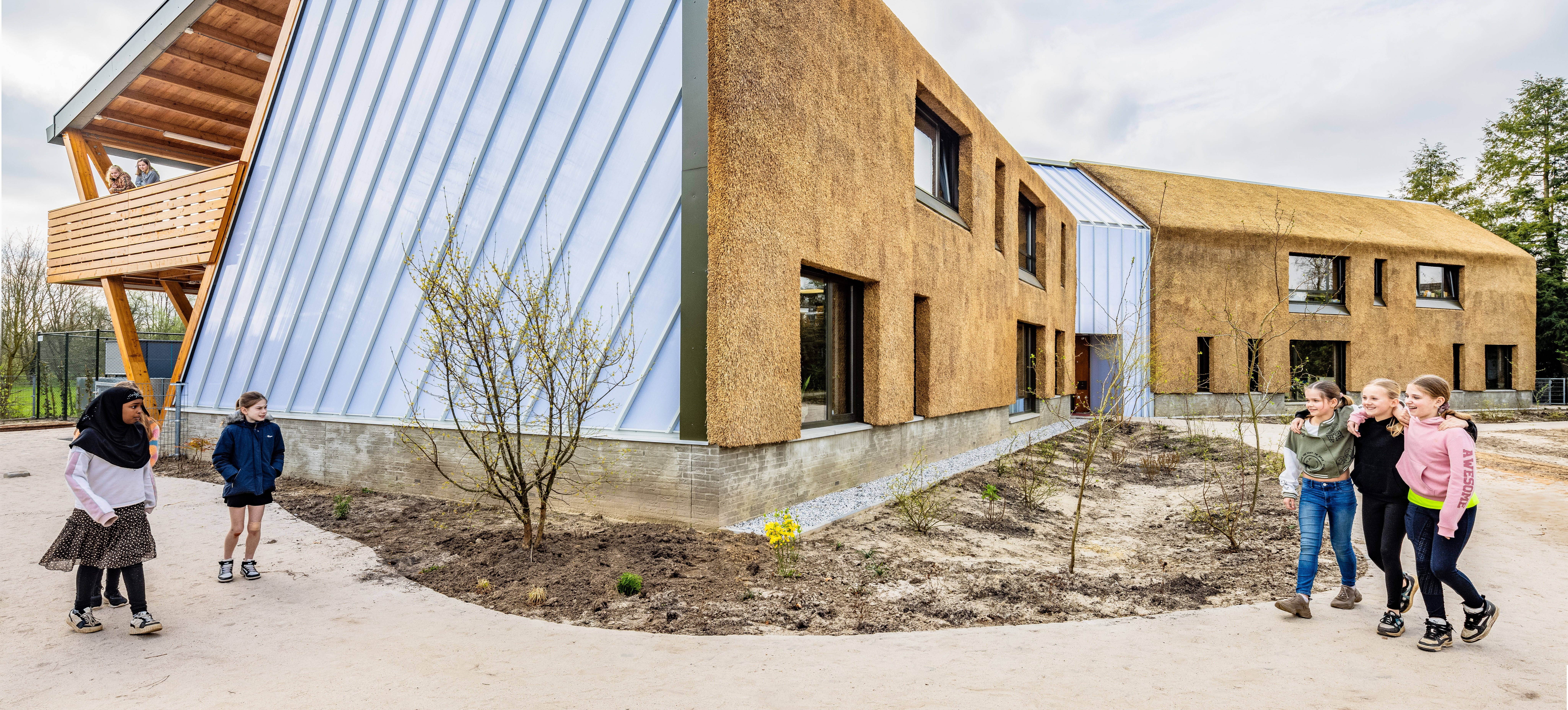 En En Buitenste Binnen BASE 06a