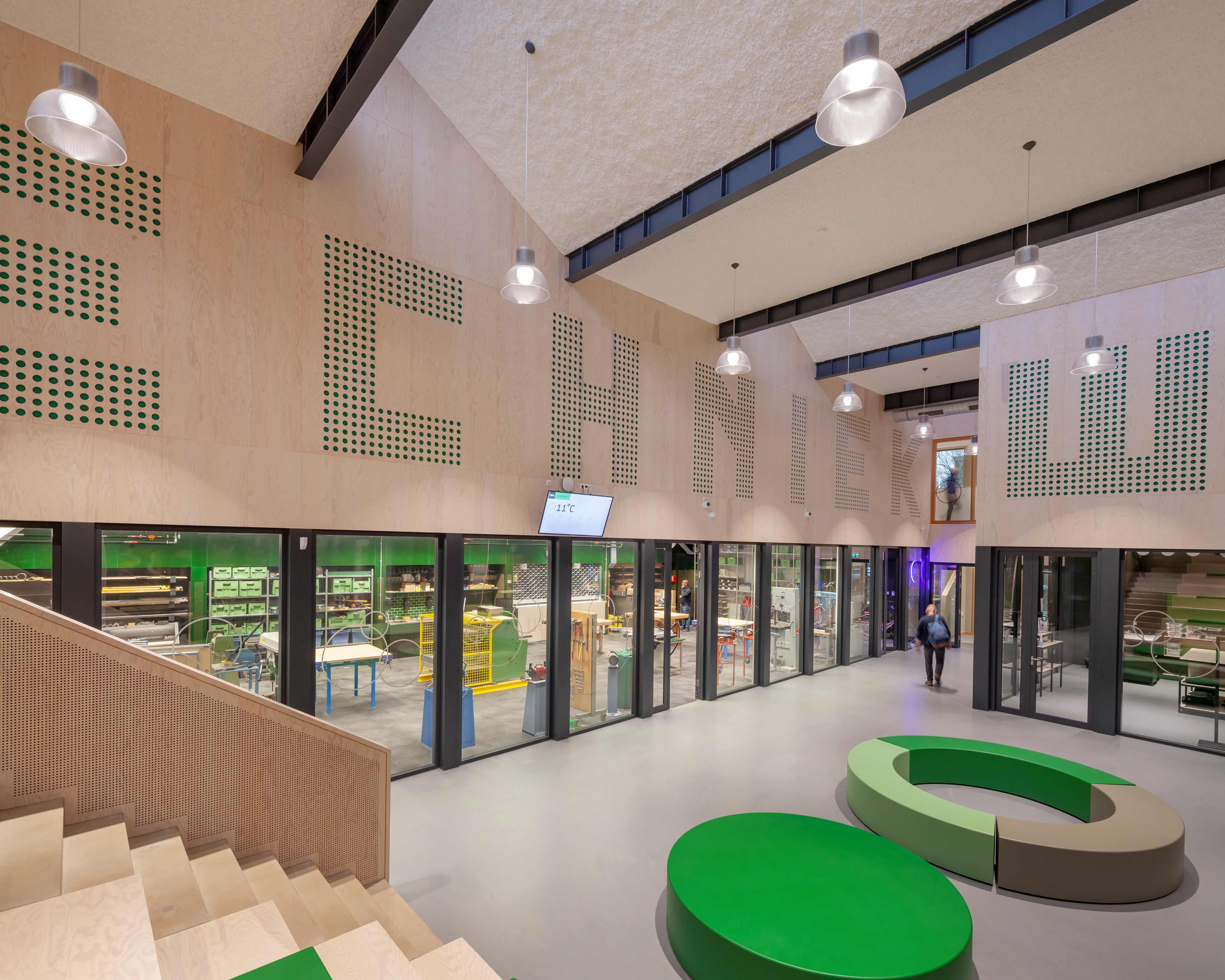 De Zwarte Hond Praktijk College Zuidwijk 1 hoofdfoto