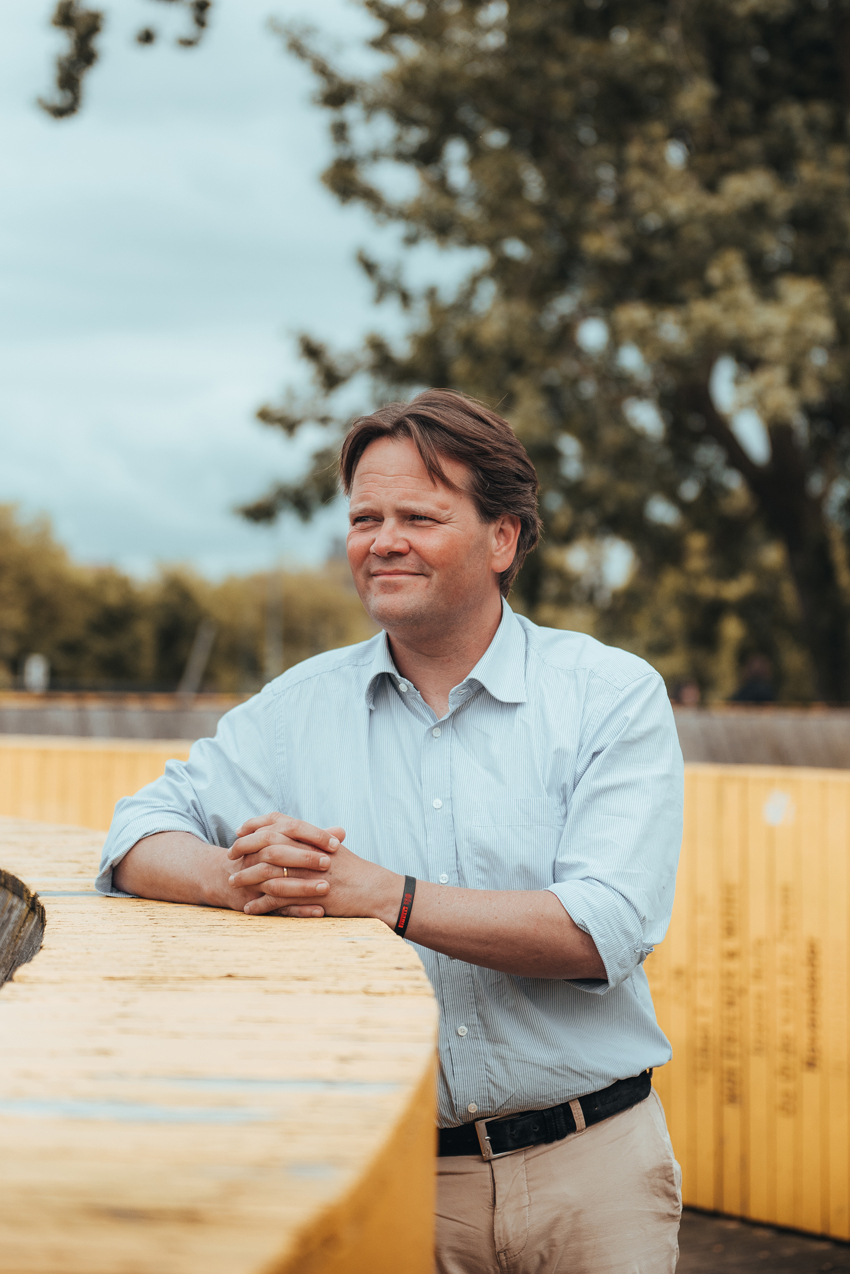 Dennis Stout LSA VG Visie MBF6690 LR