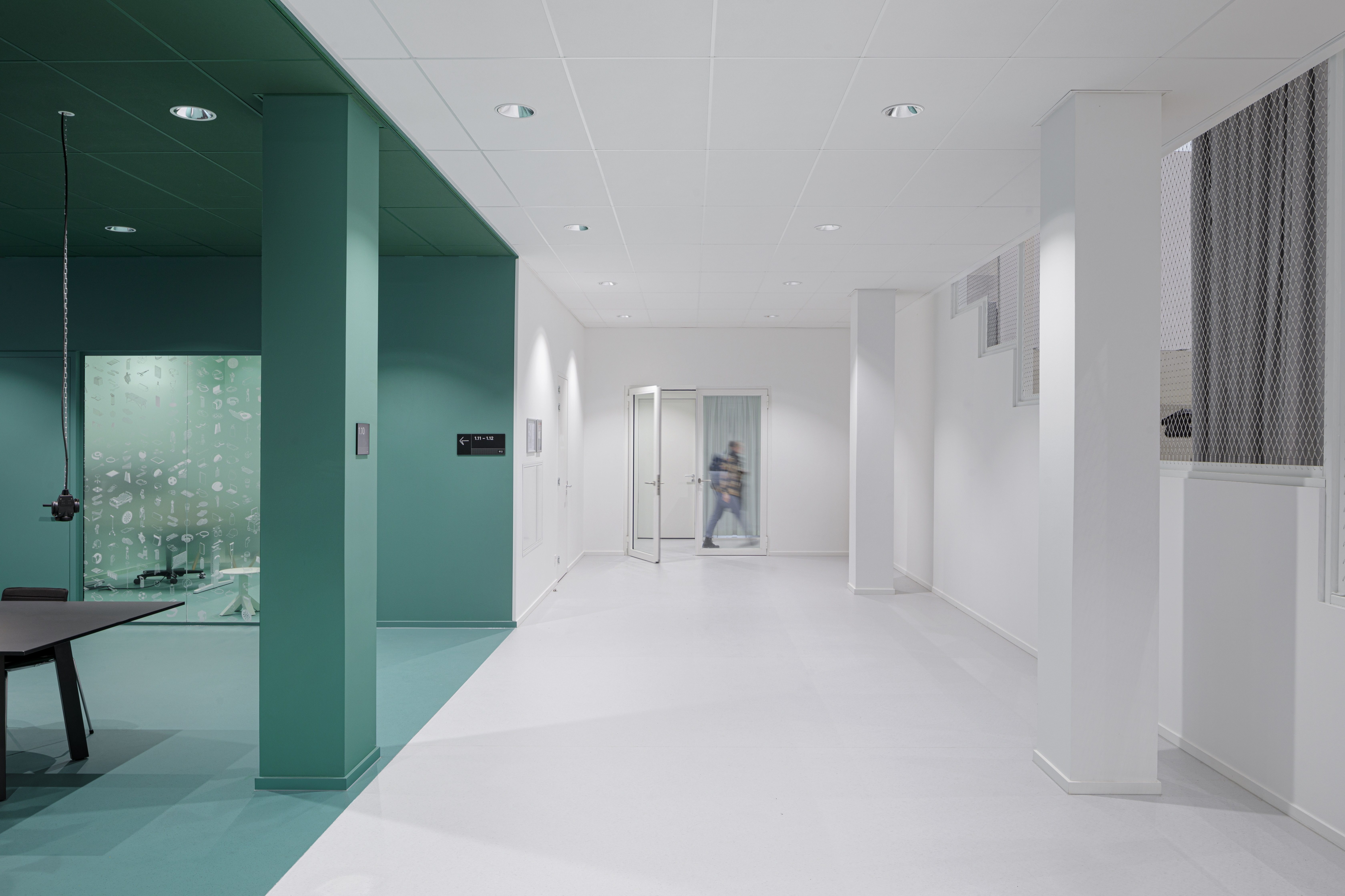 ERH 9418b photography Ewout Huibers