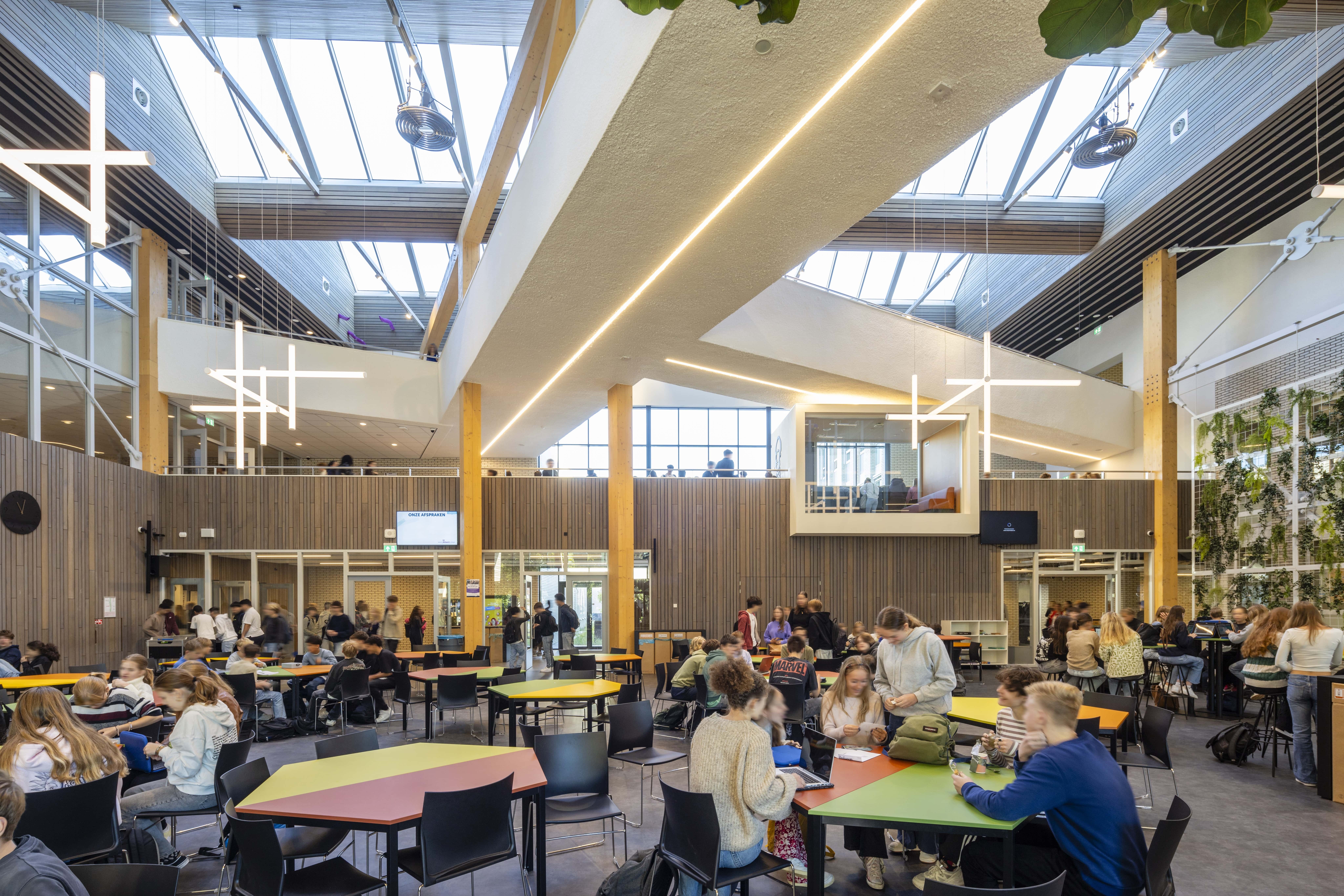 En En KW2 BASE 02 min