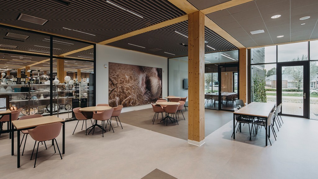 HEVO foto 1 Baanbrekers Evabloem 1