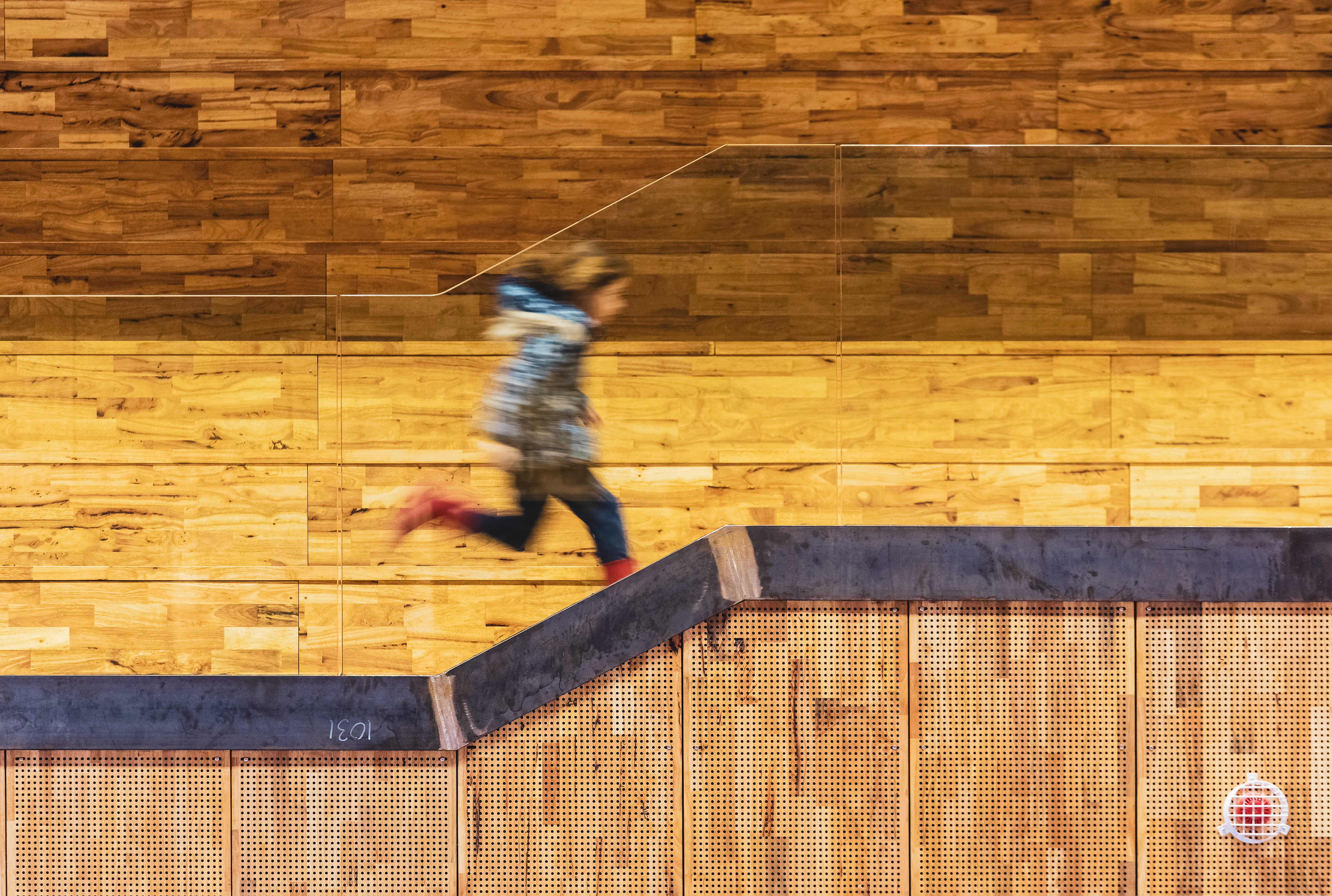 LA KV Wageningen BASE 12