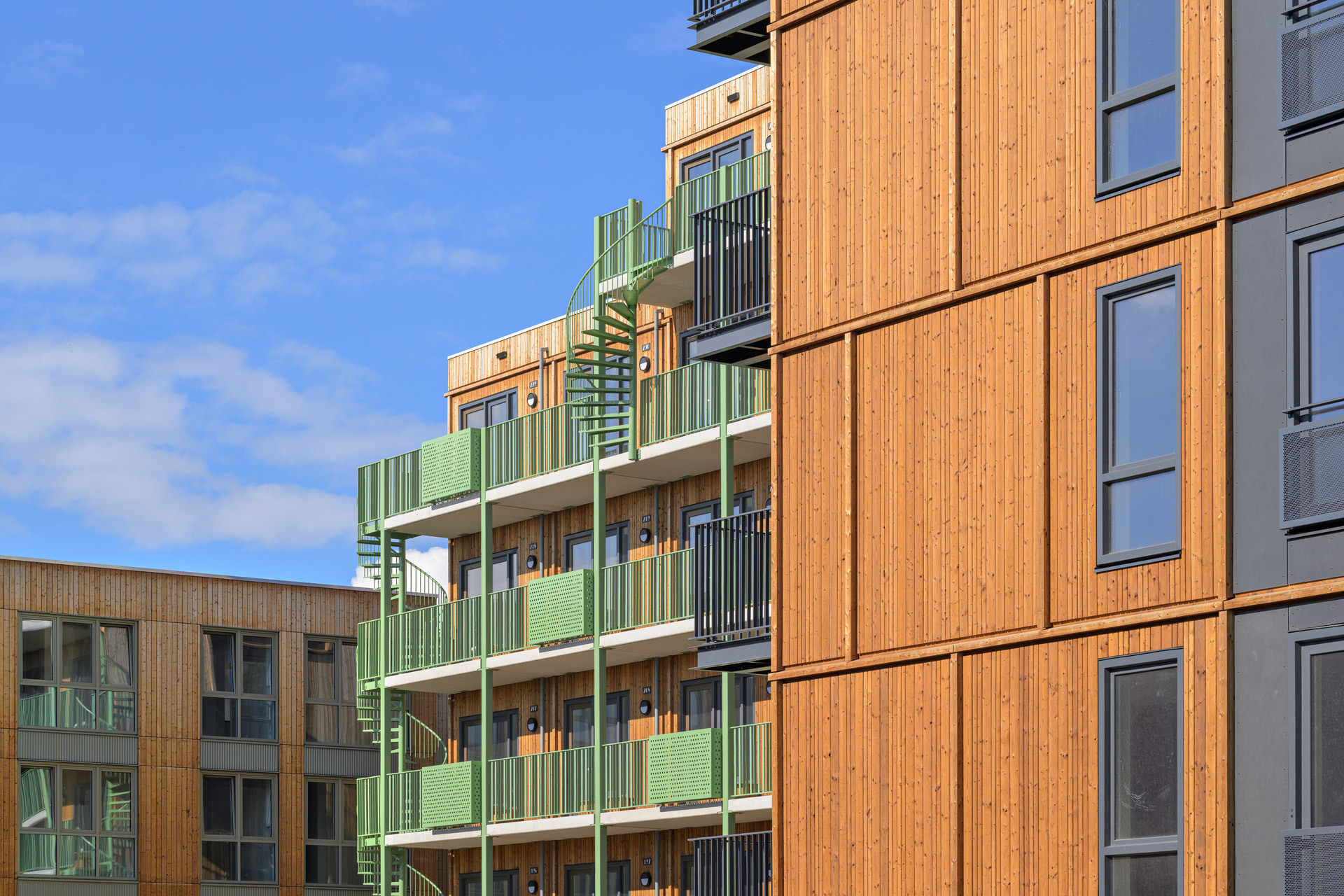 R326 3263072 Brasa Village