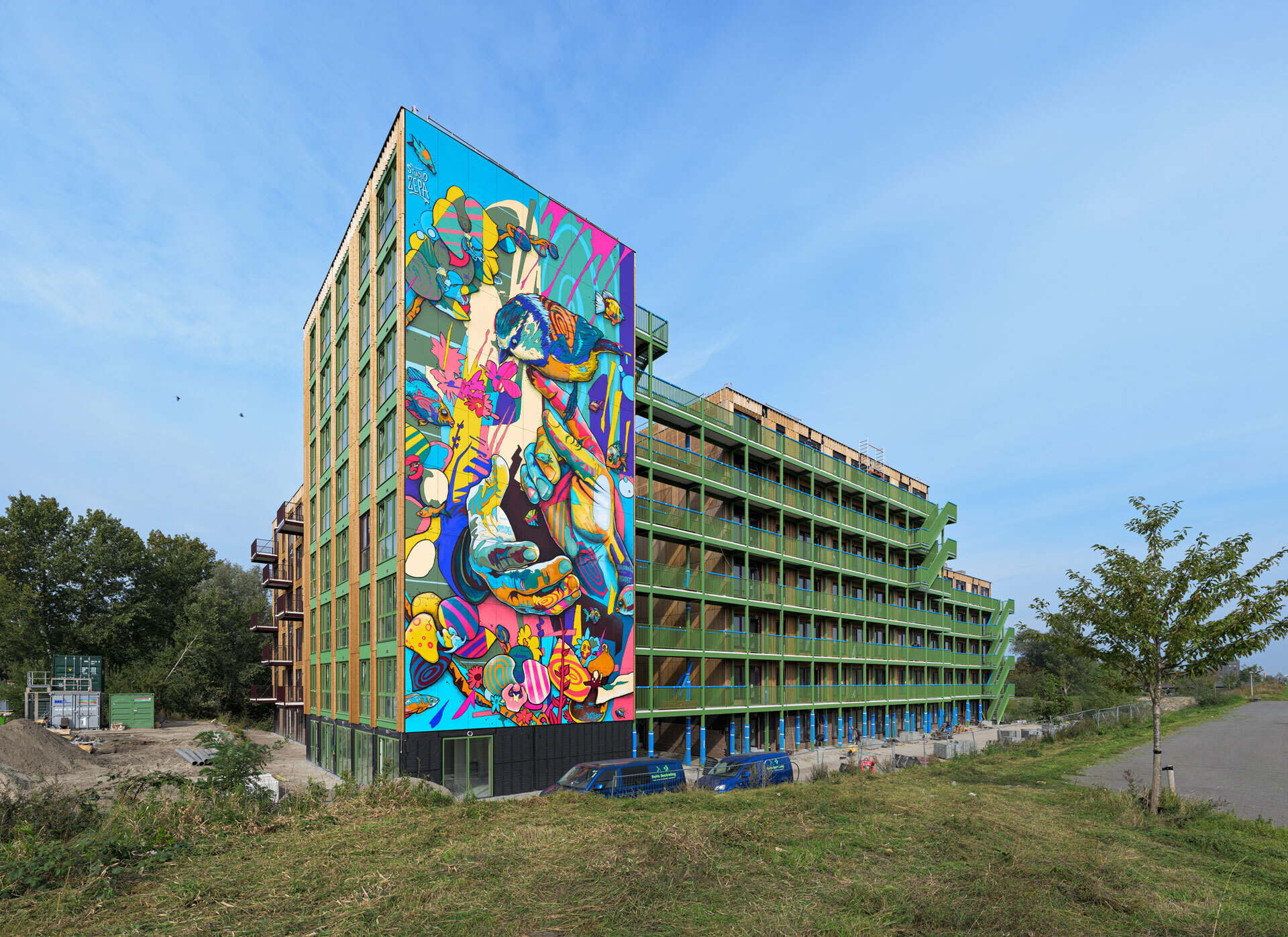 R326 3264357 Brasa Village