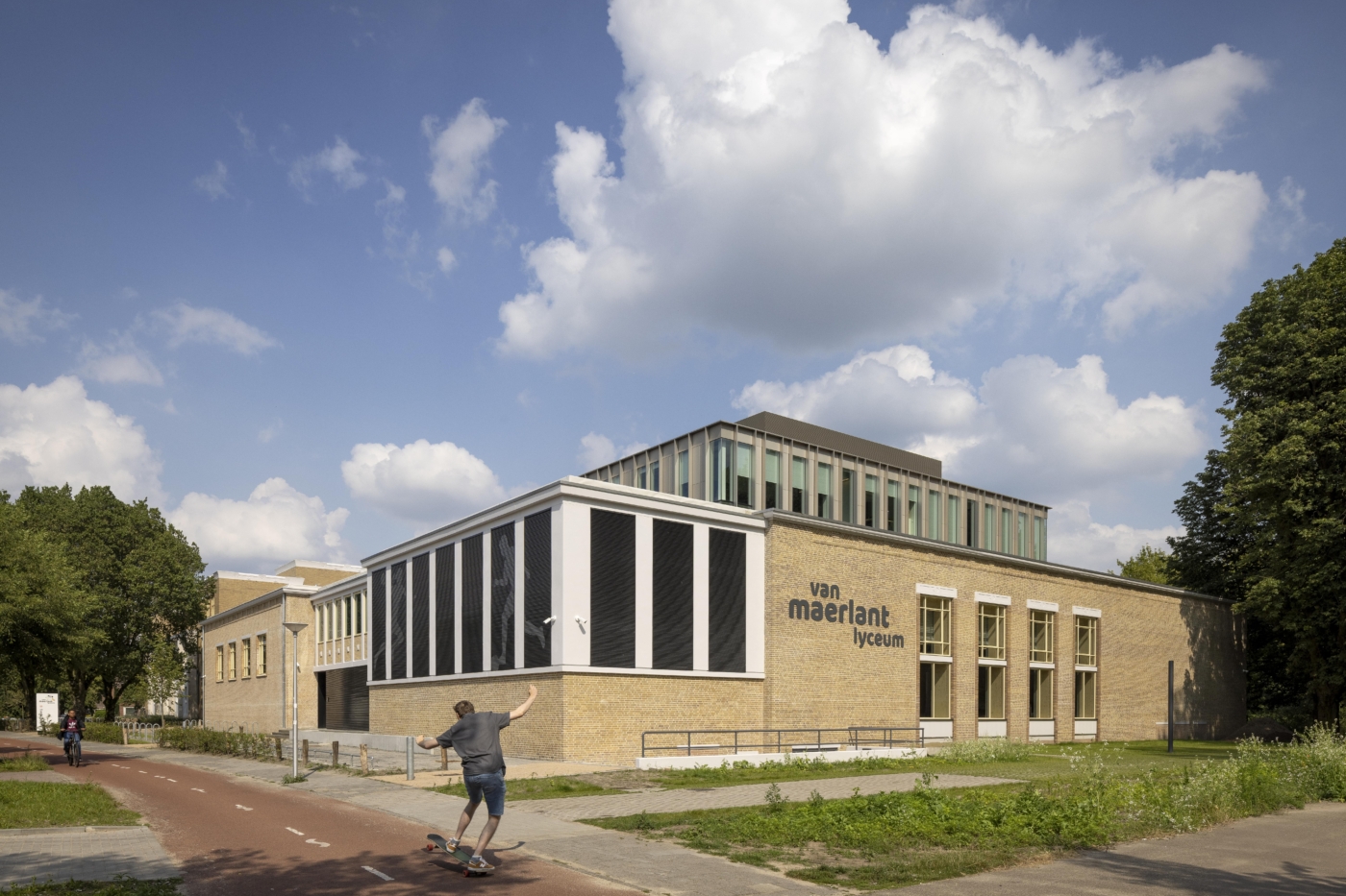 Monumentale school in het park; intelligente vernieuwbouw Van… | IVVD
